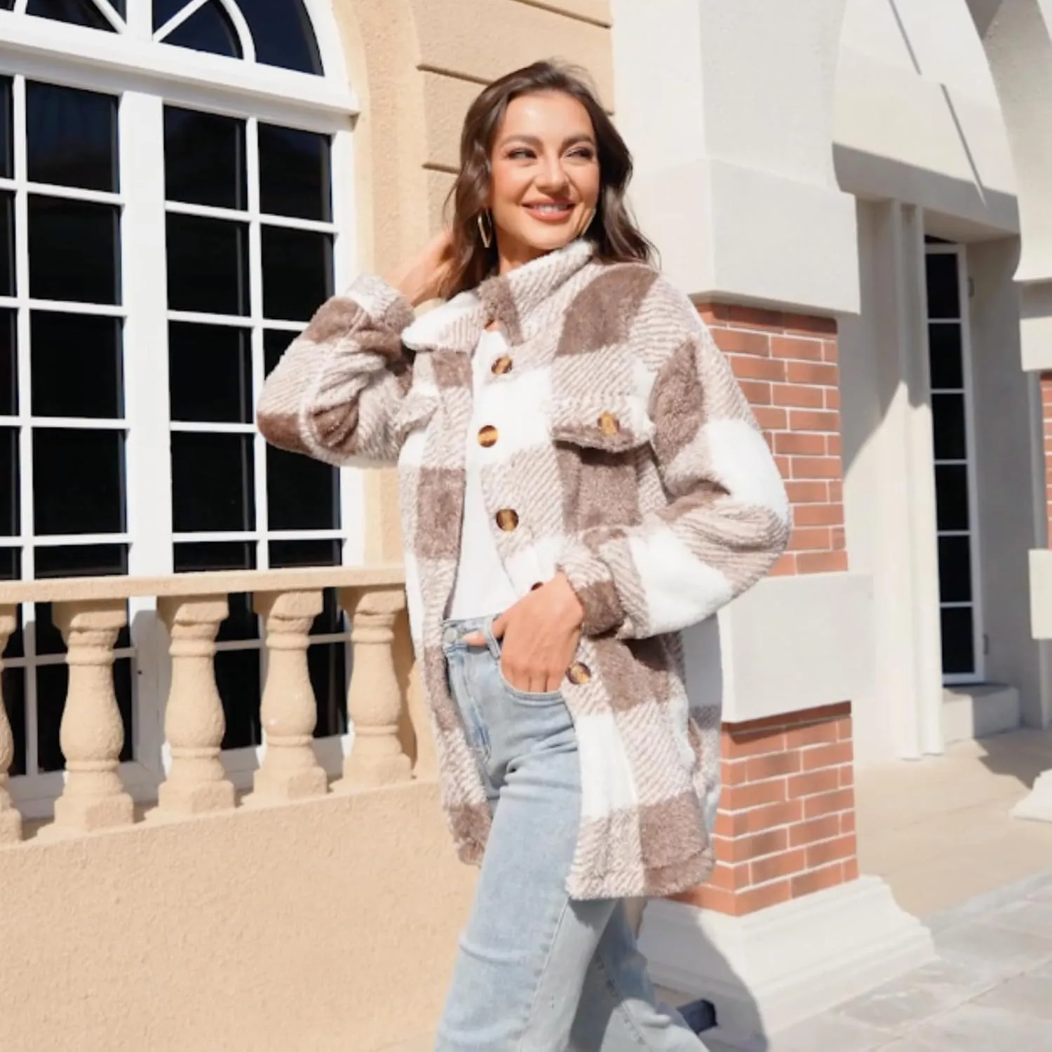 Womens Fuzzy Flannel Jacket Fall Fashion Sherpa Lined Plaid Shacket Jacket Long Sleeve Button Down Fleece Hoodies 